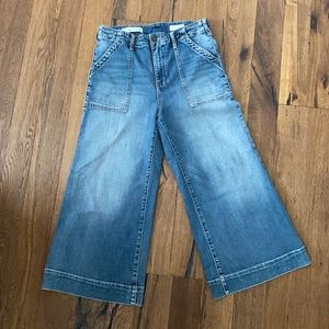 Pilcro and the Letterpress cropped jeans